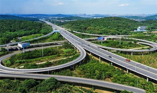 天元钢筋套筒应用于高速公路
